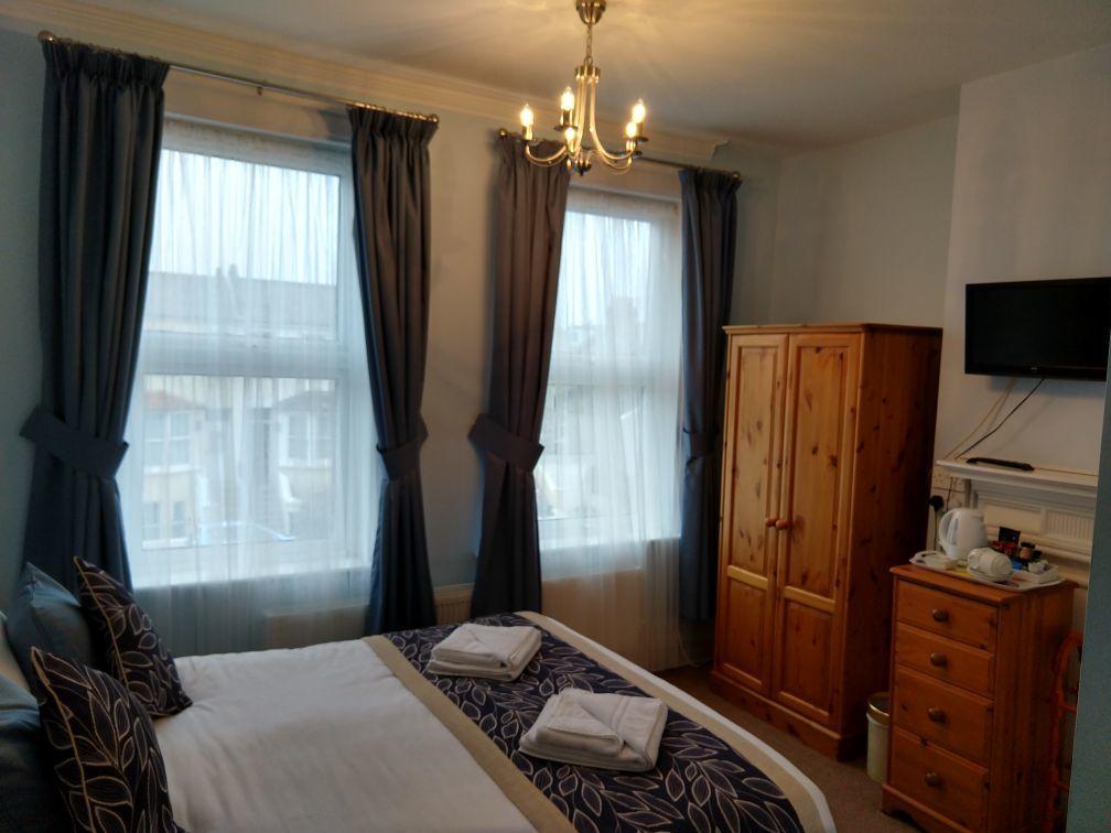ايستبورن By The Sea Bed And Breakfast المظهر الخارجي الصورة
