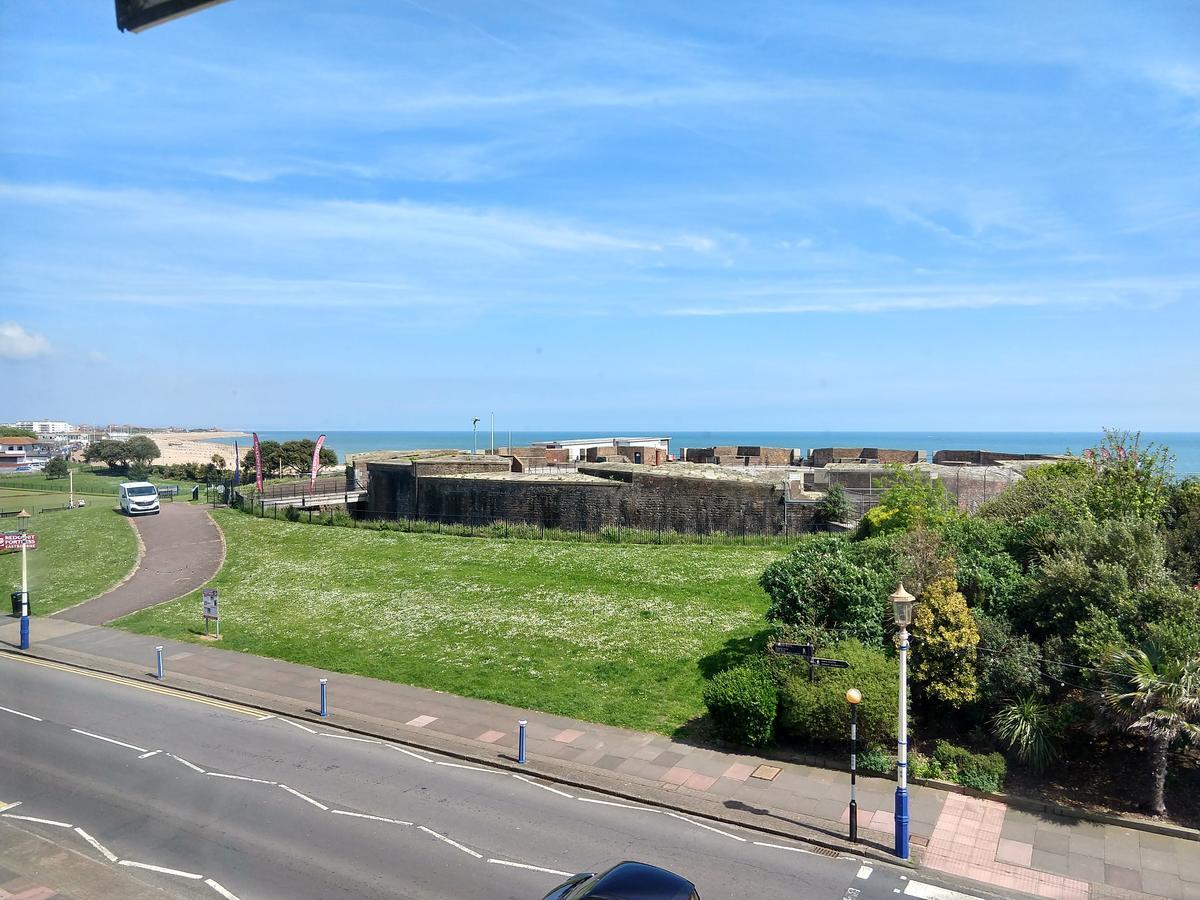 ايستبورن By The Sea Bed And Breakfast المظهر الخارجي الصورة