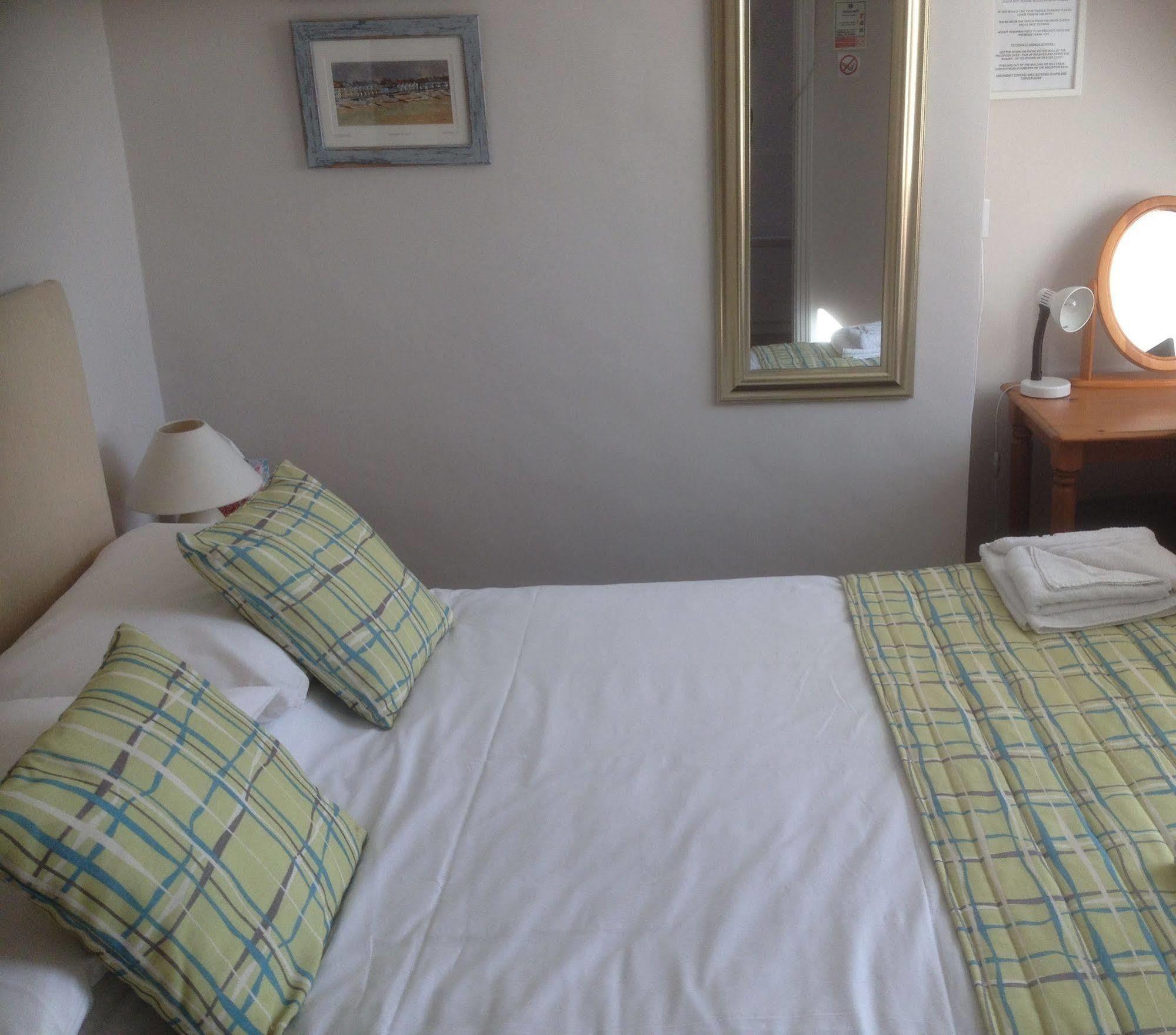 ايستبورن By The Sea Bed And Breakfast المظهر الخارجي الصورة