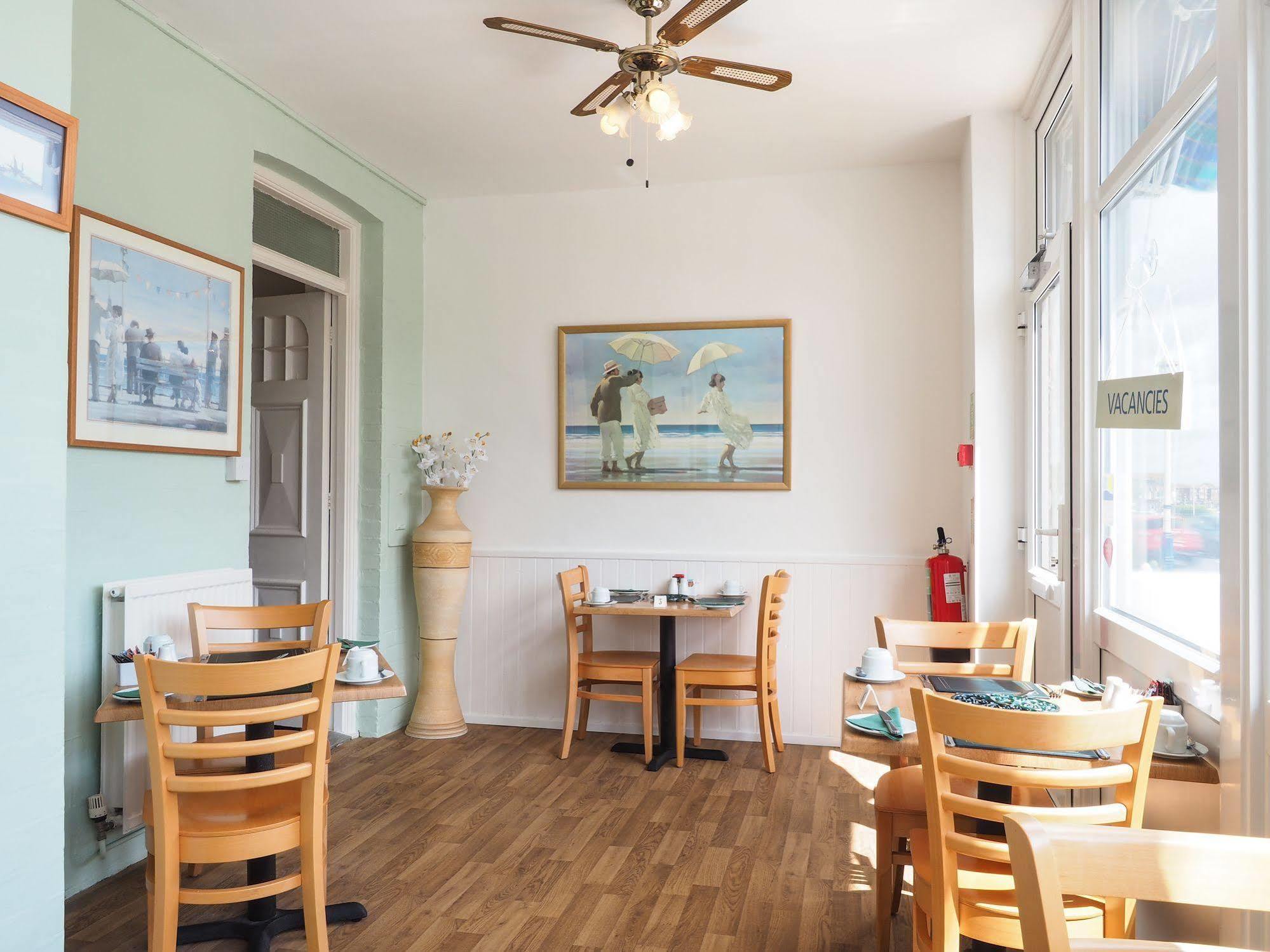 ايستبورن By The Sea Bed And Breakfast المظهر الخارجي الصورة